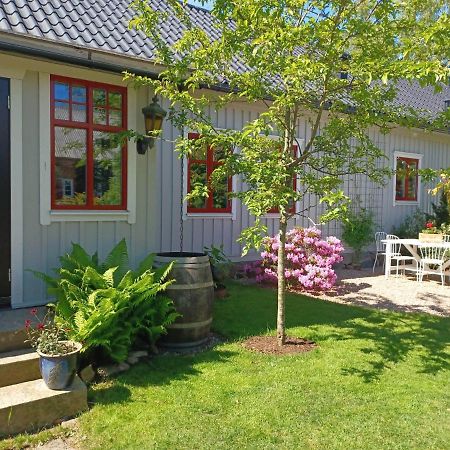 B&B Olsegarden Tvååker Buitenkant foto