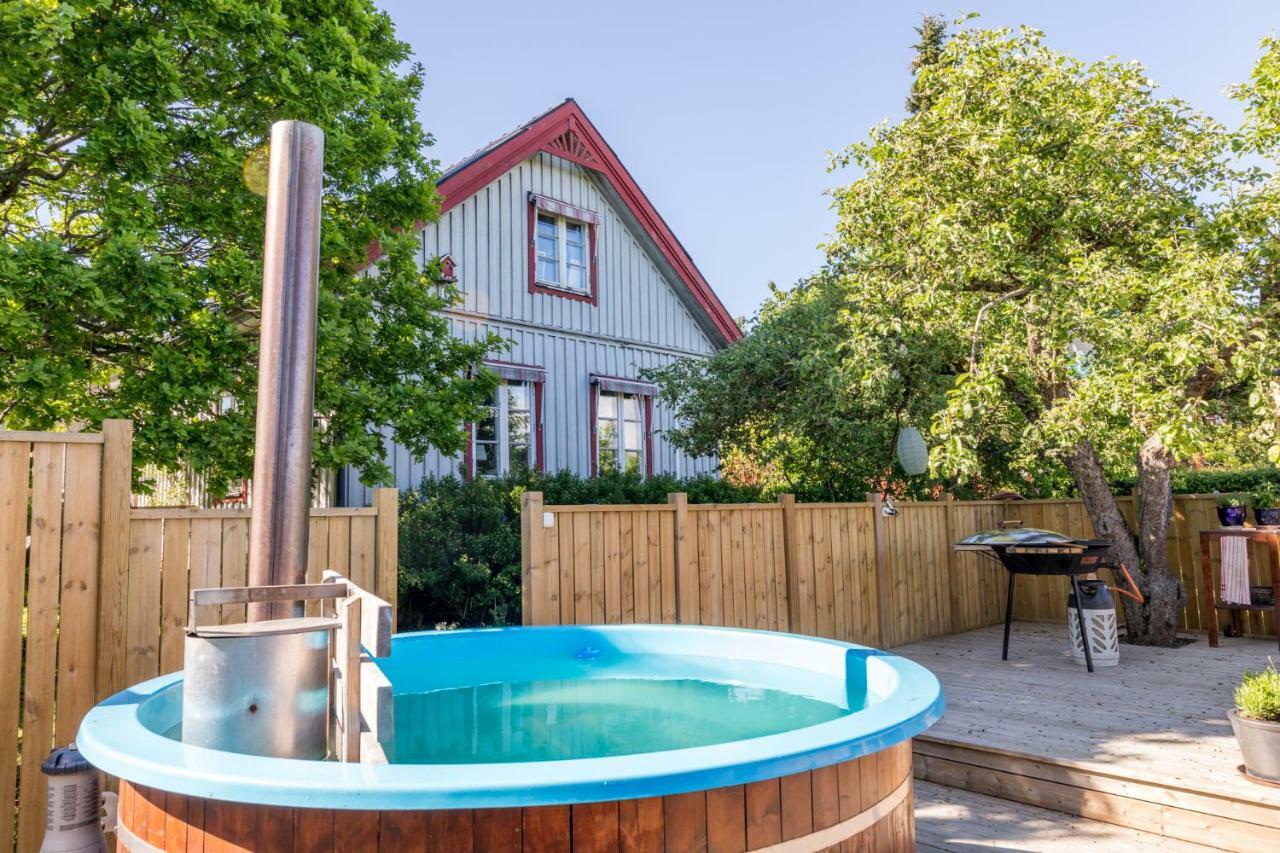 B&B Olsegarden Tvååker Buitenkant foto